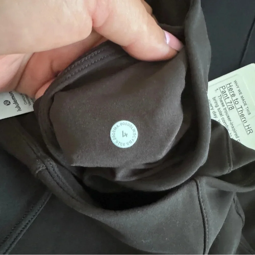 🆕🖤 Lululemon Here to There High Rise 7/8 Pant - Black